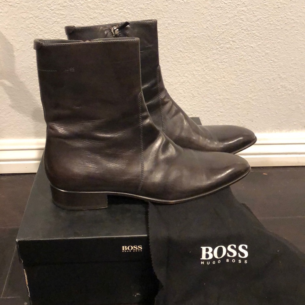 Hugo Boss mens leather boots
